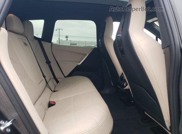 WB523CF07RCR72663 2024 BMW IX Бирюзовый Вид задней части салона