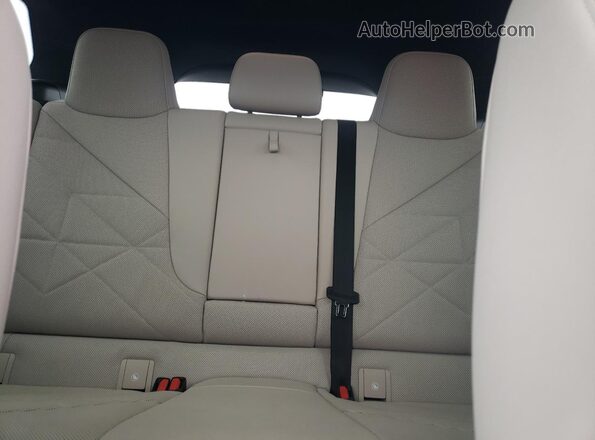 WB523CF07RCR72663 2024 BMW IX Бирюзовый Вид задних сидений