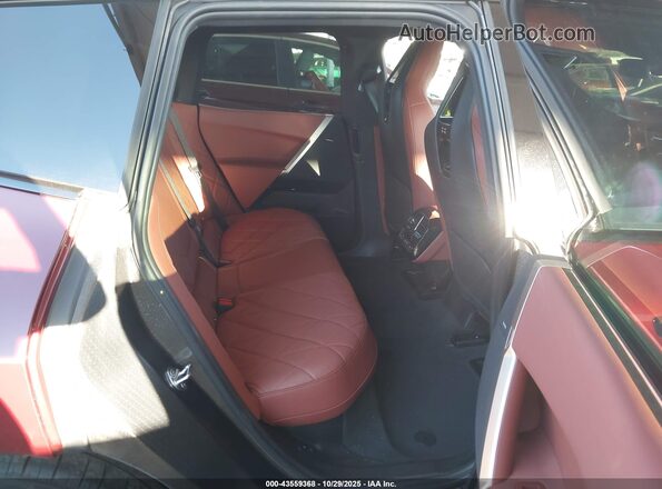 WB523CF08PCL72649 2023 BMW IX Красный Вид наклейки с VIN-кодом