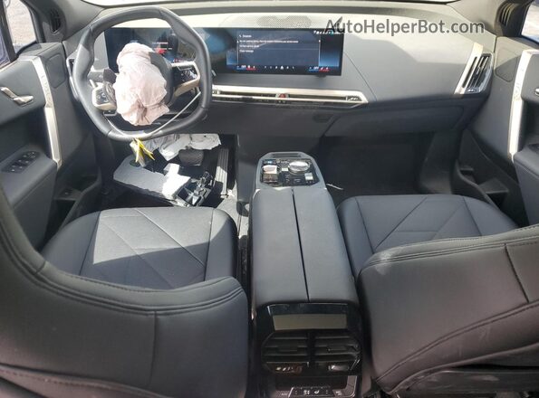 WB523CF08SCT76550 2025 BMW IX Black წინა პანელის ხედი