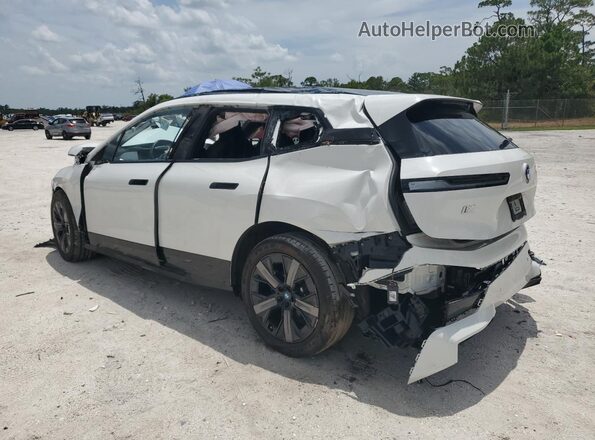 WB523CF09PCM86465 2023 BMW IX Белый Задняя левая четверть
