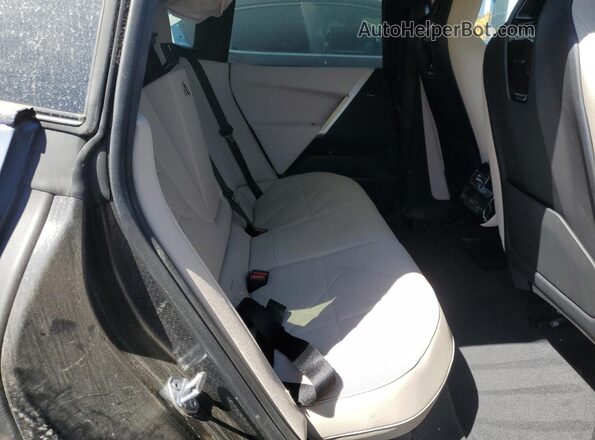 WB523CF0XRCN62357 2024 BMW IX Серый Вид задней части салона