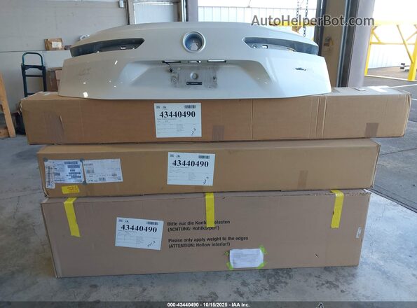 WB523CF0XRCP23564 2024 BMW IX White 