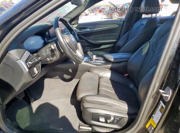 WBA13AG07PCL22647 2023 BMW 5 SERIES Черный Вид салона спереди