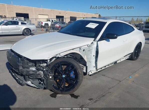 WBA13AR03MCG06773 2021 BMW M4 Белый Вид спереди