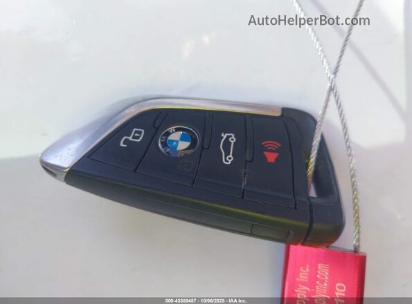 WBA13AR03MCG06773 2021 BMW M4 Белый Вид панели приборов
