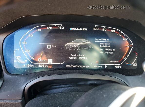 WBA13AR05MCF87613 2021 BMW M4 Gray ხელსაწყოთა პანელის ხედი