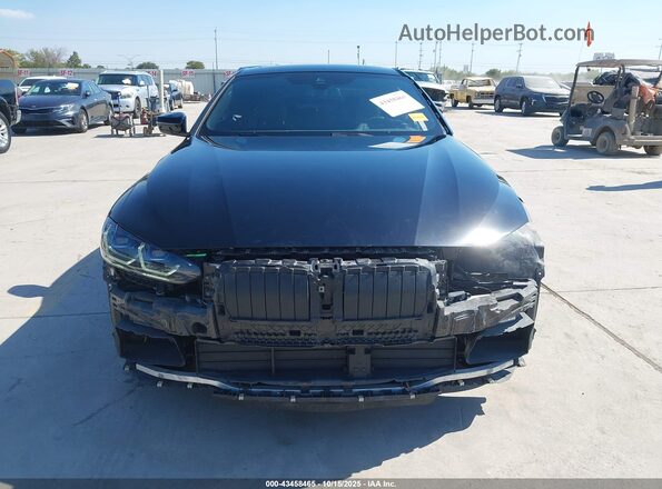 WBA13AR05NCL06117 2022 BMW M4 Черный Вид задней части салона