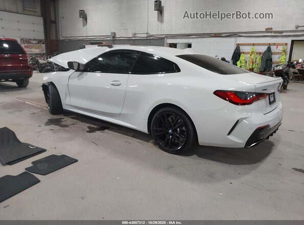 WBA13AR07NCH84803 2022 BMW M4 White Հետևի ձախ