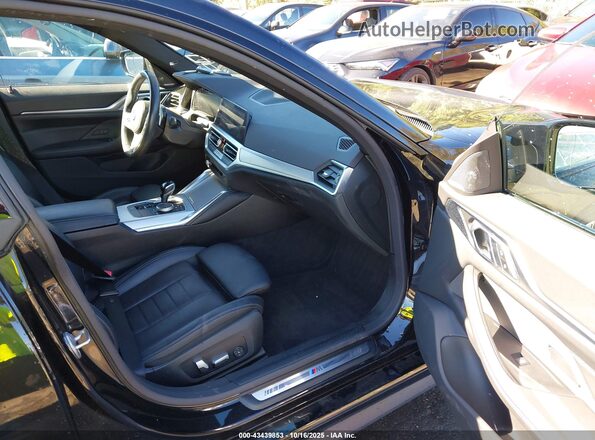 WBA13AW03NFL99223 2022 BMW OTHER Black Вид салону спереду