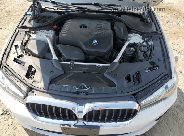 WBA13BJ04MCF79391 2021 BMW 5 SERIES White Vista interior trasera