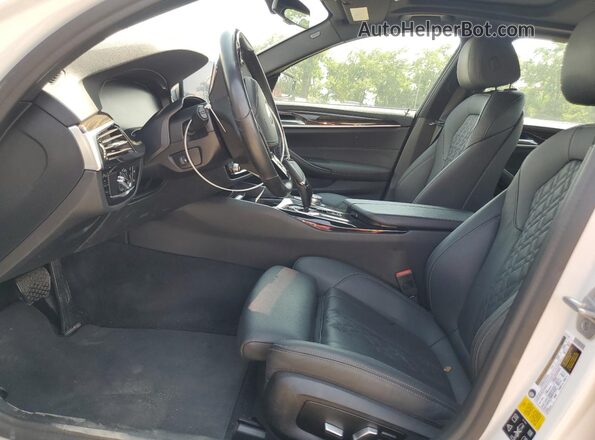 WBA13BJ04MCF79391 2021 BMW 5 SERIES White Vista interior delantera