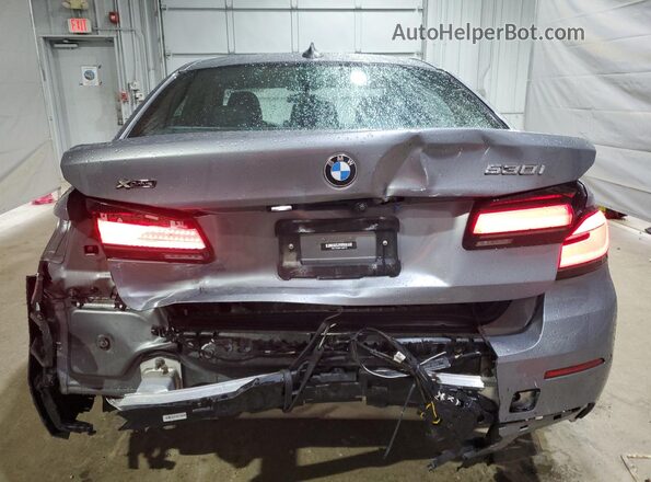 WBA13BJ05PCM82735 2023 BMW 5 SERIES Gray Vista trasera
