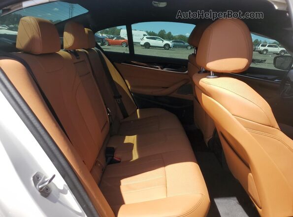WBA13BJ09PWY21236 2023 BMW 5 SERIES White Вид задніх сидінь