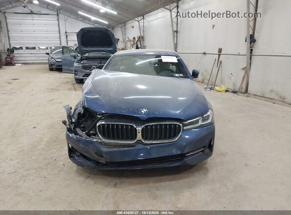 WBA13BJ0XMWW95206 2021 BMW 5 SERIES Blue Rear interior view