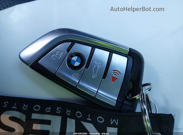 WBA13BK0XMCG83687 2021 BMW 5 SERIES Black Առջևի վահանակի տեսք