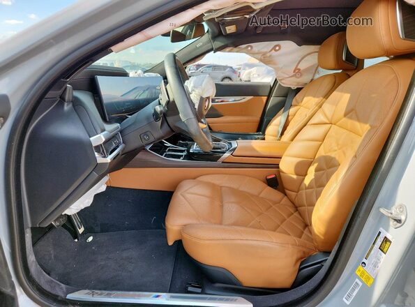WBA23EH01PCM68858 2023 BMW 7 SERIES Green 
