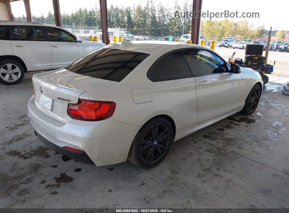 WBA2G3C52HV640963 2017 BMW M2 White Задня права чверть