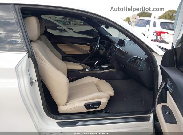 WBA2J1C07L7E25248 2020 BMW 2 SERIES White Widok wnętrza z przodu