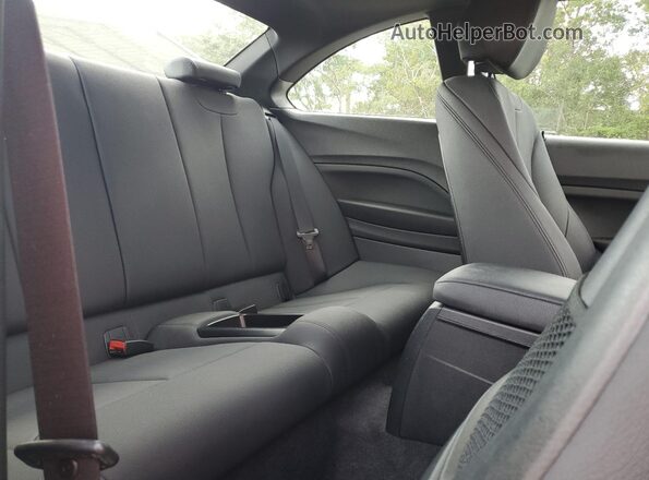 WBA2J3C08L7E04274 2020 BMW 2 SERIES White Rear seats view