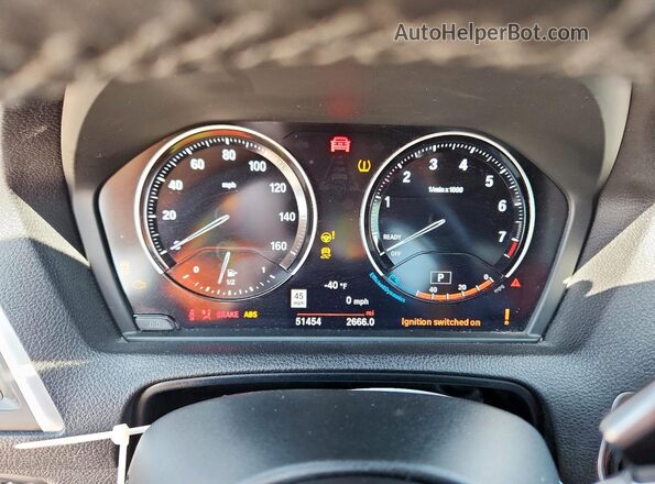 WBA2J3C54JVA49981 2018 BMW 2 SERIES Gray Vista del cuadro de instrumentos