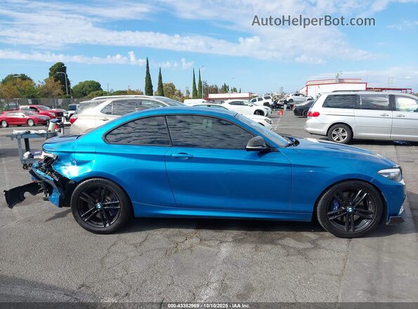 WBA2J5C02L7E75840 2020 BMW M2 Blue Vista interior trasera