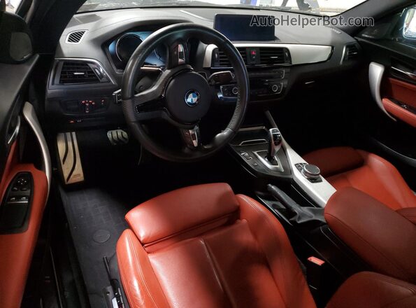 WBA2J7C0XL7E47747 2020 BMW M2 Charcoal Dashboard view
