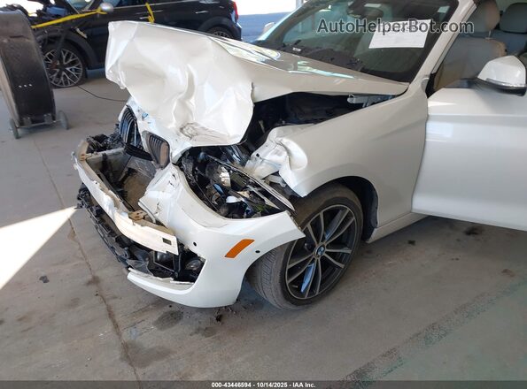 WBA2K1C54JVB64663 2018 BMW 2 SERIES White Вид спереду