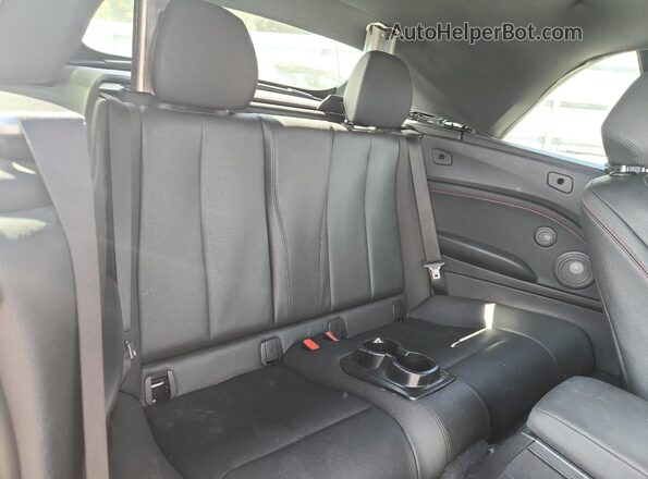 WBA2M7C51JVD51467 2018 BMW 2 SERIES Серебряный Вид задних сидений