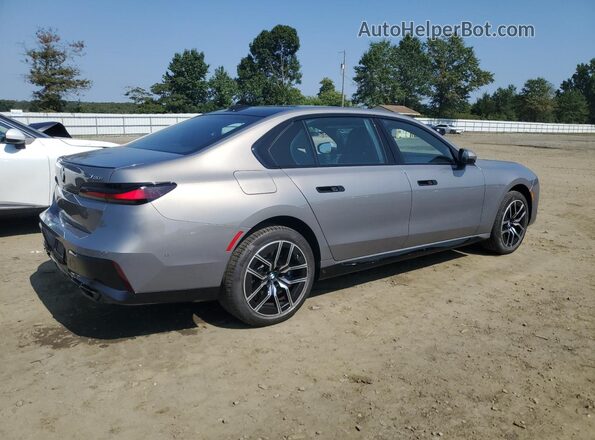 WBA33EJ00RCP27213 2024 BMW 7 SERIES Серый Задняя правая четверть