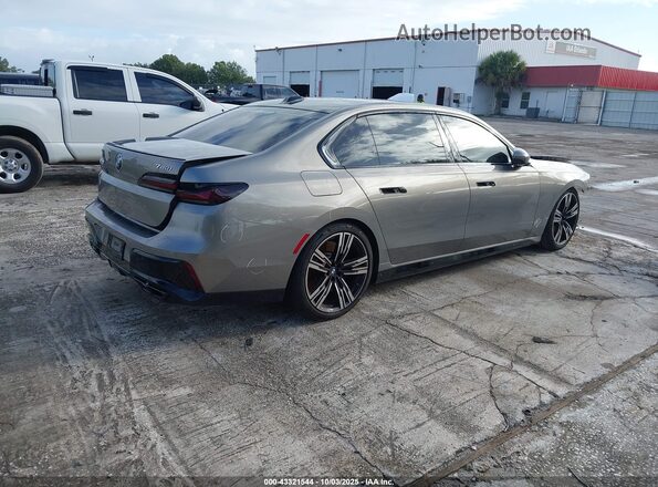 WBA33EJ05RCR70449 2024 BMW 7 SERIES Gray 