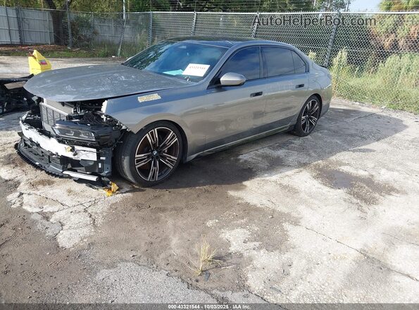 WBA33EJ05RCR70449 2024 BMW 7 SERIES Gray 
