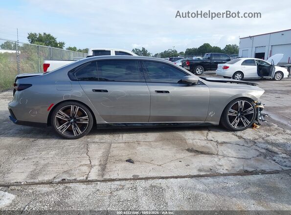 WBA33EJ05RCR70449 2024 BMW 7 SERIES Gray 