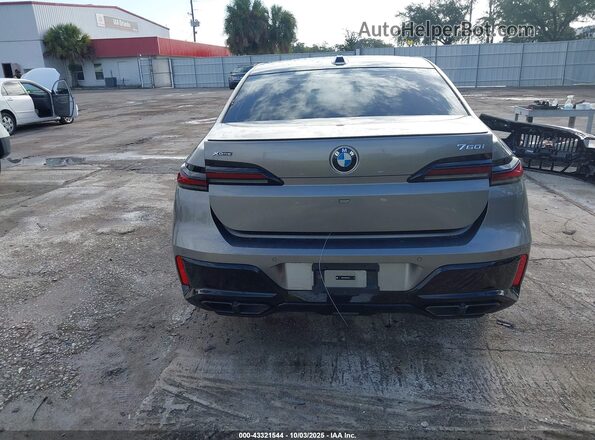 WBA33EJ05RCR70449 2024 BMW 7 SERIES Gray 