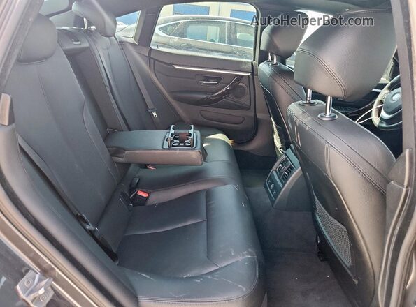 WBA4F9C58HG440480 2017 BMW 4 SERIES Gray Вид задніх сидінь