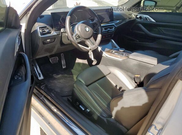 WBA53AP04RCN09476 2024 BMW 4 SERIES White Առջևի վահանակի տեսք