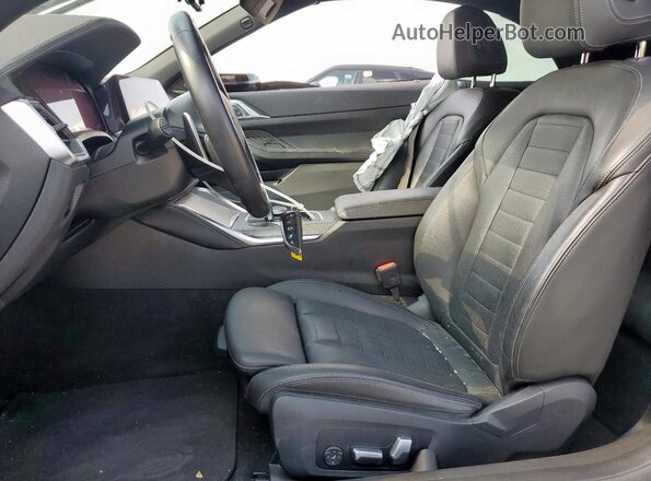 WBA53AT01NCJ16700 2022 BMW M4 Silver Вид салону спереду