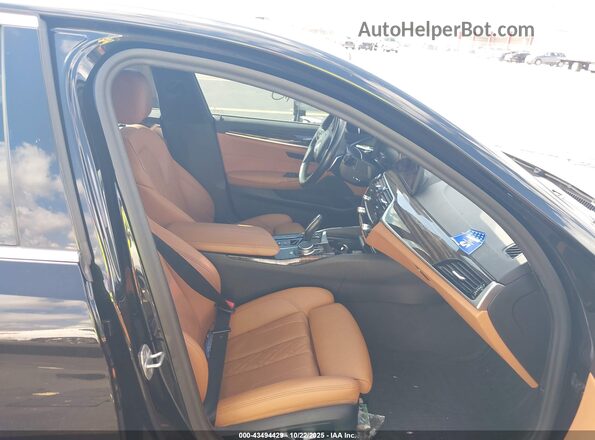 WBA53BH02MWX04357 2021 BMW 5 SERIES Black Widok wnętrza z przodu