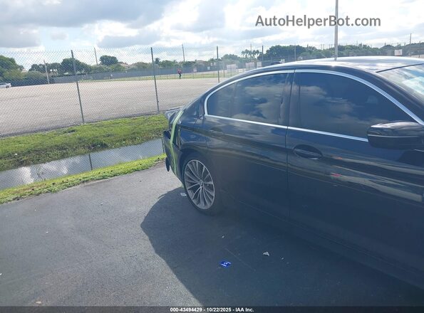 WBA53BH02MWX04357 2021 BMW 5 SERIES Black Widok z przodu