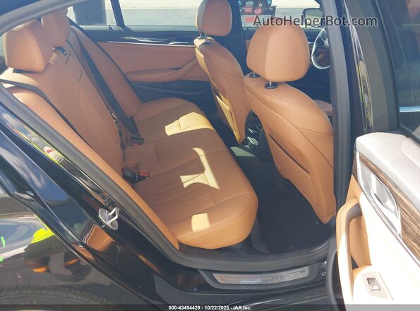 WBA53BH02MWX04357 2021 BMW 5 SERIES Black Widok naklejki z numerem VIN