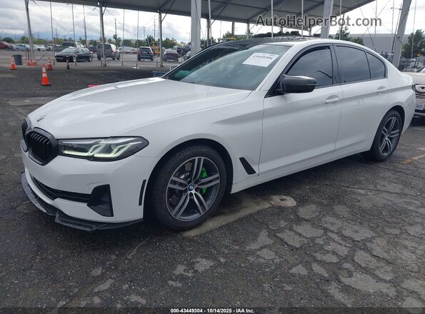 WBA53BH04NCJ34686 2022 BMW 5 SERIES White Առջևի ձախ երեք քառորդ տեսարան