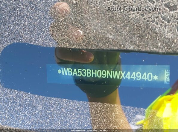 WBA53BH09NWX44940 2022 BMW 5 SERIES Серый Вид подкапотного пространства