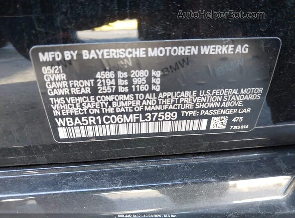 WBA5R1C06MFL37589 2021 BMW 3 SERIES Black Engine compartment view