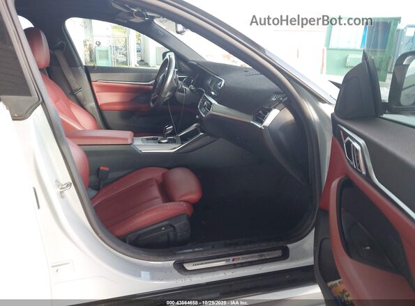 WBA63AV06NFM03305 2022 BMW 4 SERIES Gray Սալոնի դիմացի տեսք