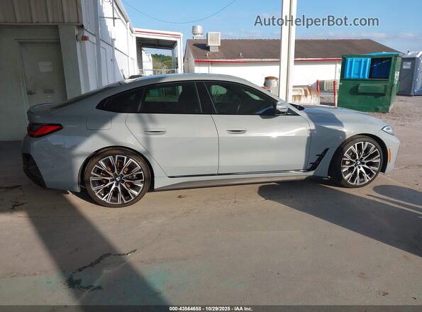WBA63AV06NFM03305 2022 BMW 4 SERIES Gray Սալոնի հետևի տեսք