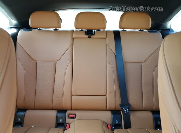 WBA63AV0XNFM94627 2022 BMW 4 SERIES Gray Rear seats view