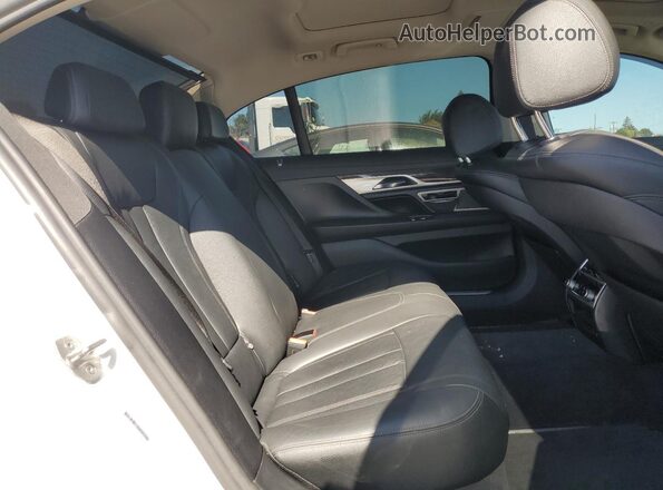 WBA7E2C54JG742829 2018 BMW 7 SERIES White Հետևի նստատեղերի տեսք