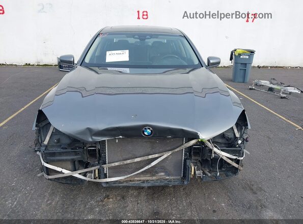 WBA7E4C55HGU99537 2017 BMW 7 SERIES Gray Vista interior trasera