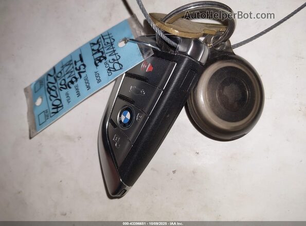 WBA7F0C57KGM26019 2019 BMW 7 SERIES Black Vista del salpicadero