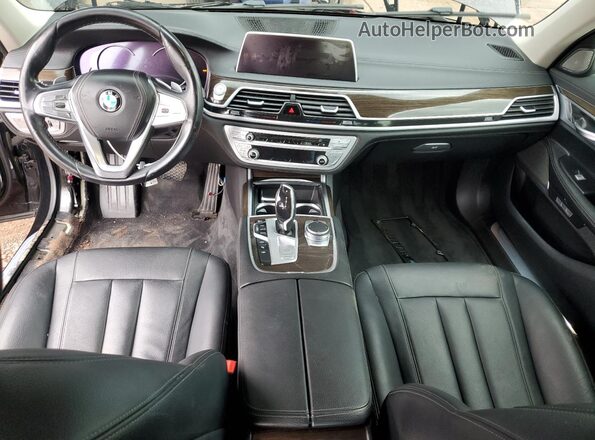 WBA7J2C52JG938425 2018 BMW 7 SERIES Черный Вид панели приборов